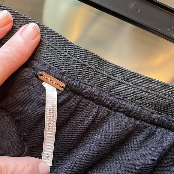 Free People Women's Size Small "Just a Dream" Black Sequin Pants - Picture 8 of 11